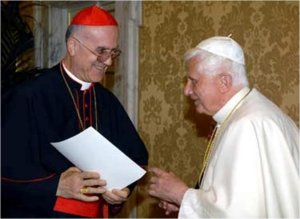 Бенедикт XVI с кардиналом Тарчизио Бертоне