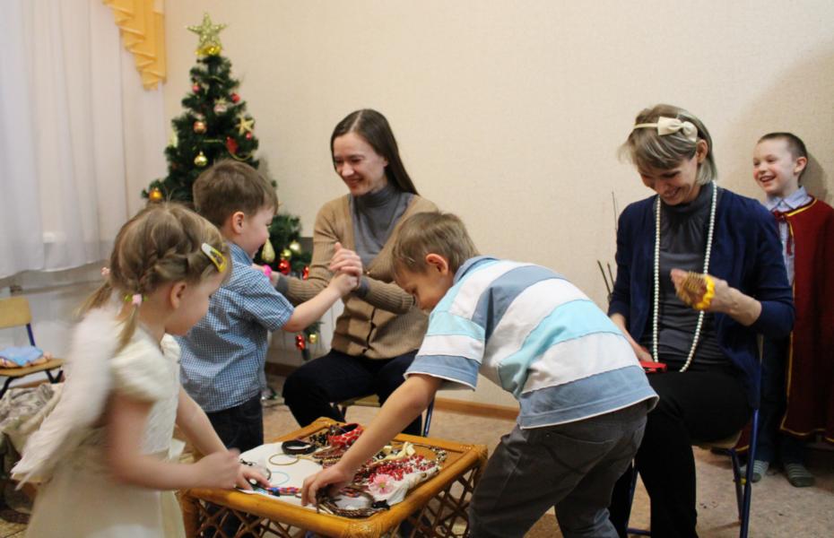 Рождественский вечер в Центре детского досуга при Кафедральном соборе Новосибирска