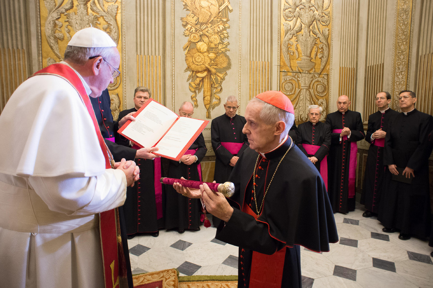Кардинал Торан принес присягу в качестве нового камерленго Римской Церкви