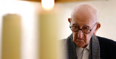 В свои 105 лет старейший католический священник мира продолжает служить воскресные мессы
