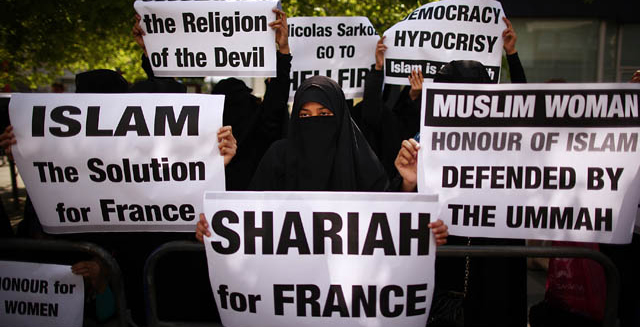 Во Франции исламисты обезглавили человека и устроили теракт на химическом заводе