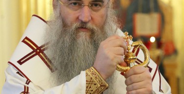 Саратовская митрополия РПЦ: священник помолился перед «иконой Сталина» из-за некомпетентности