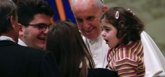 Зал Печати: благословение Папы относилось к человеку, а не к гендерной теории