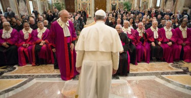 Папа Франциск реформировал канонический процесс по признанию брака недействительным
