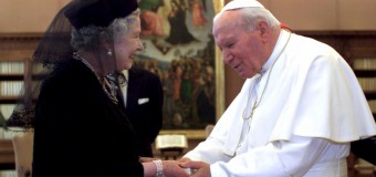 Кардинал Николс поблагодарил Елизавету II за свидетельство веры