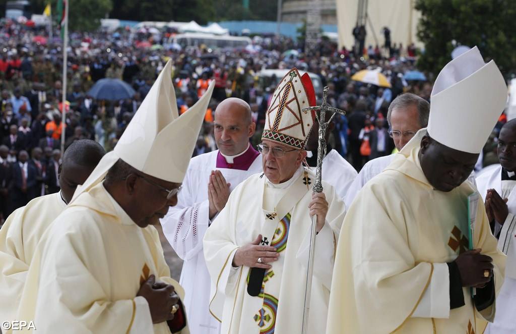 Папа на Мессе в Найроби: новые пустыни — это материализм и равнодушие