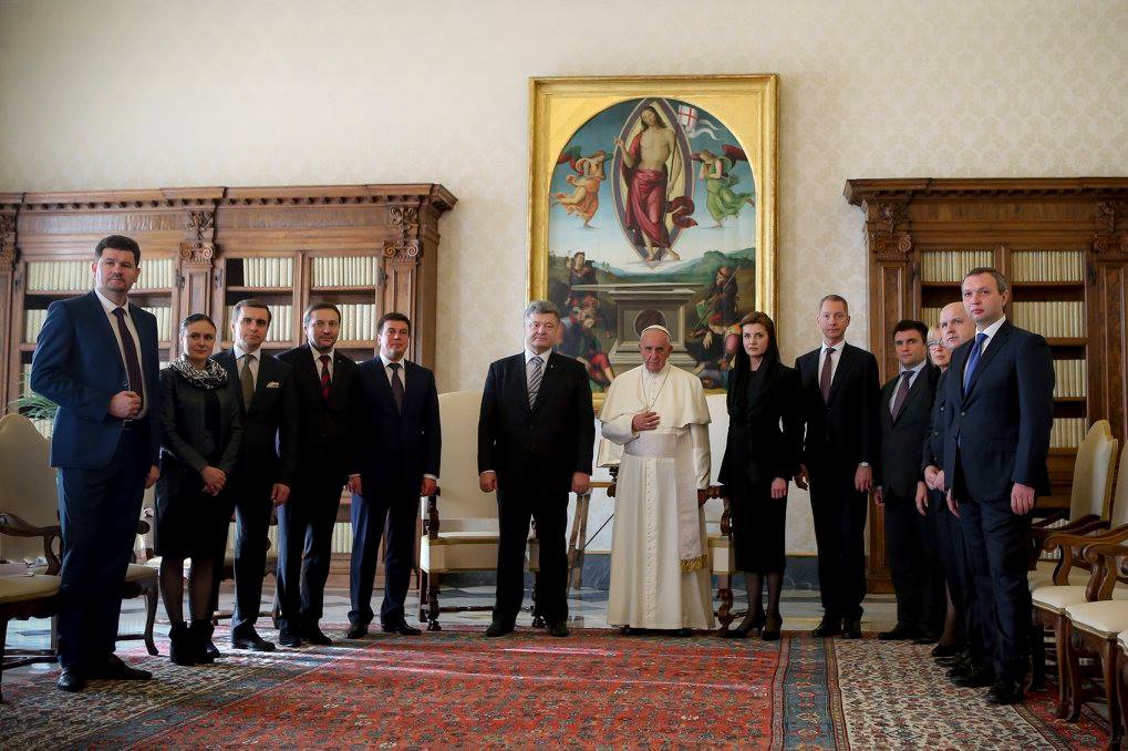 Папа встретился с Петром Порошенко: мир на Украине, поиск политических решений