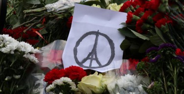 Официальные данные о жертвах терактов в Париже: 132 погибших, 352 раненых