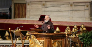 Отец Раньеро Канталамесса: подлинное почитание Девы Марии может стать мостом между католиками и протестантами