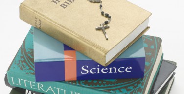 Проведено масштабное исследование отношения ученых к религии