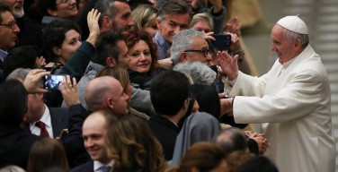 Папа — ватиканским сотрудникам: прошу прощения за скандалы