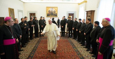 Папа — аргентинским священникам: и в Римской Курии есть святые