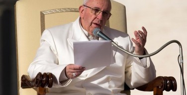 Папа — паломникам с Ближнего Востока: Бог не молчит перед лицом преследований