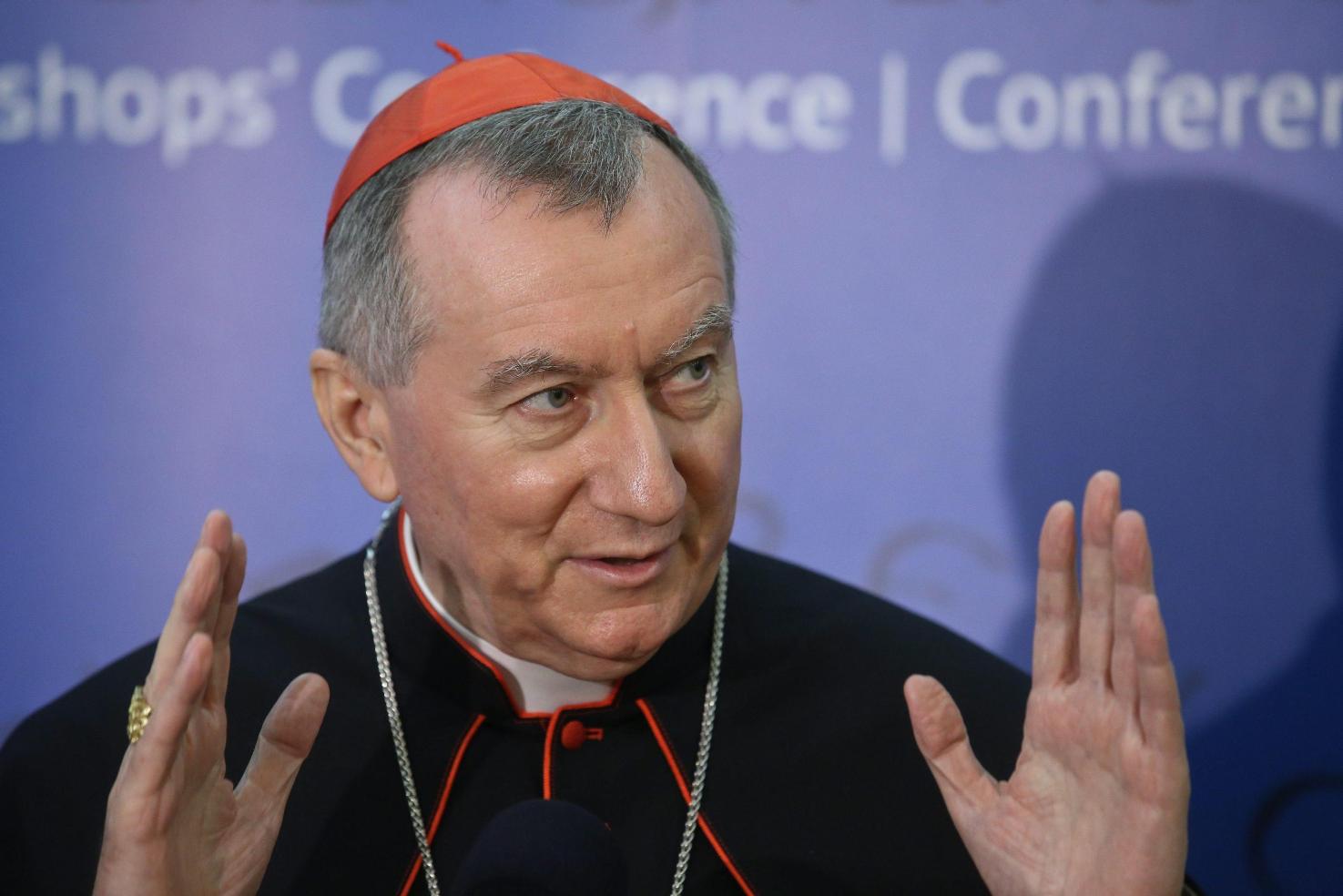 Госсекретарь Ватикана высказался в защиту безбрачия католического духовенства