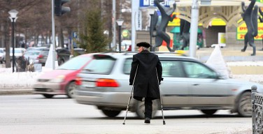 Полмиллиона инвалидов в России оказались без господдержки