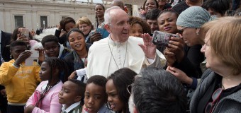 Кому и зачем мы даём милостыню. Юбилейная аудиенция Папы Франциска