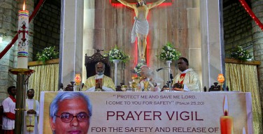 Папа призвал освободить о. Тома и всех похищенных в зонах военных конфликтов