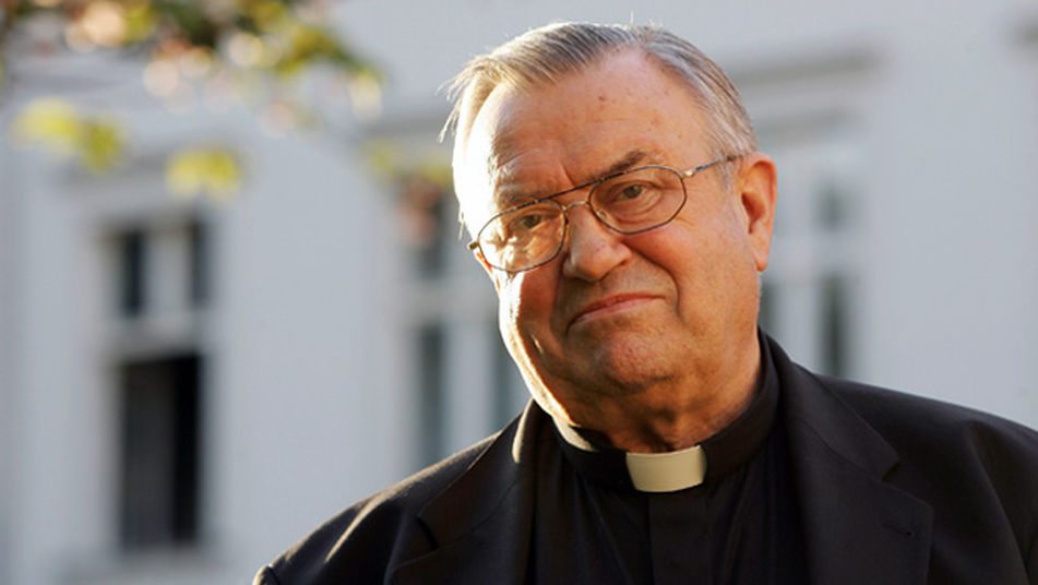 Кардинал Леманн подает в отставку в преддверии 80-летия