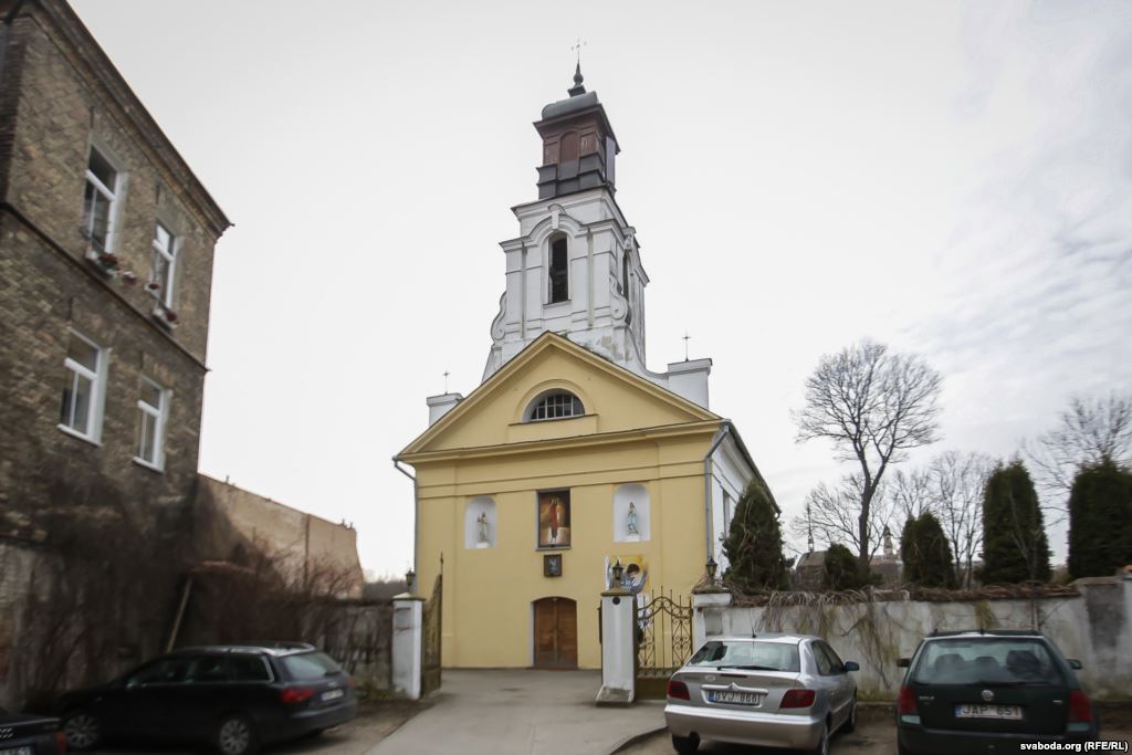 Настоятель белорусского прихода в Вильнюсе надеется через год на полный костел верующих