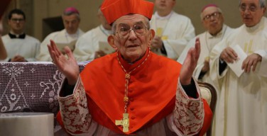 В 100-летнем возрасте скончался кардинал Франческо Каповилла, бывший секретарь Иоанна XXIII