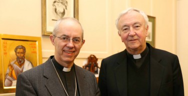 Великобритания: кардинал Николс и примас Уэлби вместе на Facebook