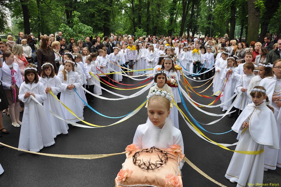 Праздник в польше сегодня. Праздник Божьего тела в Польше в 2022. Какой сегодня праздник в Польше 2022.