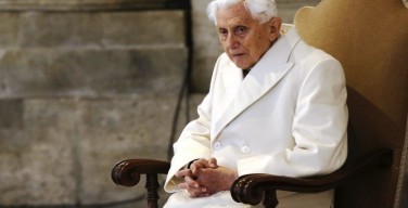 Бенедикт XVI, как ожидается, публично выступит в день 65-летия своей священнической хиротонии