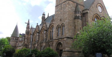Пресвитерианская церковь Шотландии дала зеленый свет служителям-геям