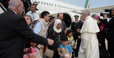 Ватикан принял еще девять сирийских беженцев с Лесбоса