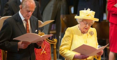 С благодарственного молебна в соборе Святого Павла в Британии начались трехдневные официальные торжества по случаю юбилея королевы Елизаветы II