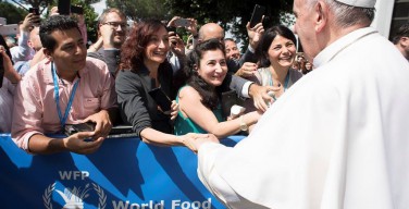 Папа — сотрудникам ВПП: ваш труд очень важен в борьбе с голодом