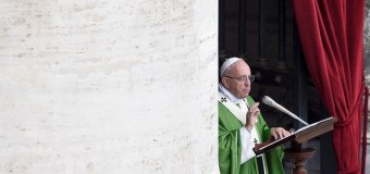 Папа призвал устранить причины эксплуатации детей