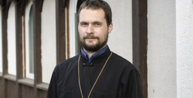 Греко-католический священник: Я буду преступником, если побью гея, но если он будет проповедовать в Церкви, я выброшу его