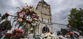 На Мессе по погибшему во Франции священнику прозвучал псалом «Не убий»