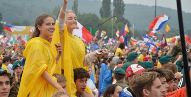 «У милосердия всегда молодое лицо». В Кракове состоялась церемония официального приветствия участниками ВДМ Папы Римского