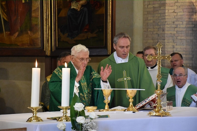 Бывшие ученики Бенедикта XVI проведут традиционную встречу
