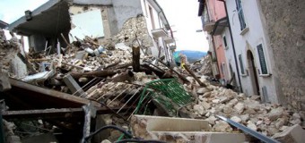 В Италии щенок спас семью от землетрясения