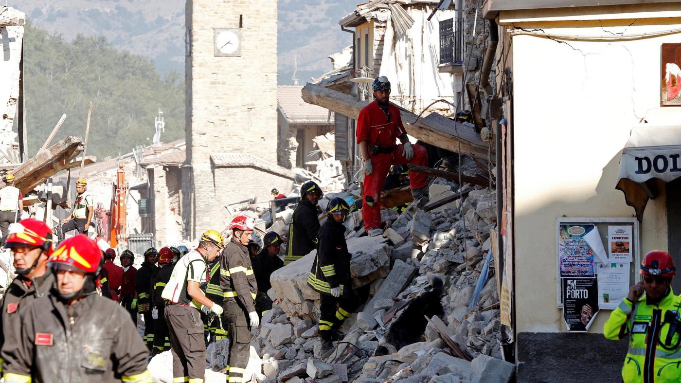 Папа Франциск намерен посетить районы, пострадавшие от землетрясения