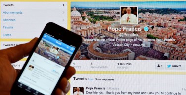 Новый твит Папы Франциска: жесты доброты против ненависти