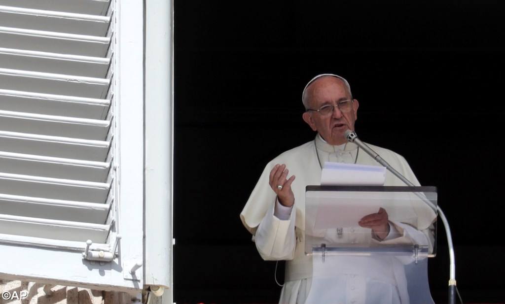 Слово Папы перед молитвой Angelus 18 сентября. «Коррупция подобна наркотической зависимости»