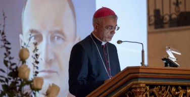 Общее молитвенное бдение и свидетельства в Кафедральном соборе Караганды накануне беатификации о. Буковинского (ВИДЕО)