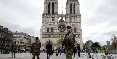 Около 15 тыс. человек во Франции поддались влиянию джихадистов