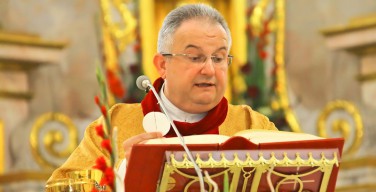 Архиепископ Габор Пинтер отслужил первую Мессу в Минске