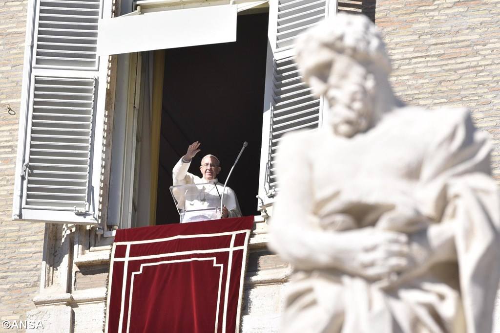 Слово Папы Франциска перед полуденной молитвой «Angelus» 30 октября 2016 г.