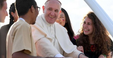 Папа собирает Синод Епископов на тему о сопровождении молодежи