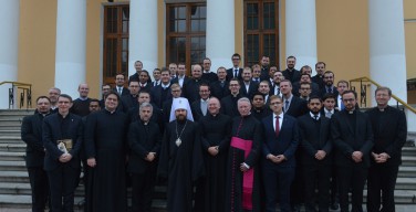 Председатель ОВЦС встретился с группой католических священников и семинаристов из Кельна