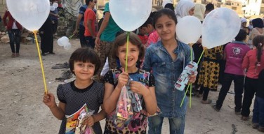Сирийские дети просят политиков подарить им мир