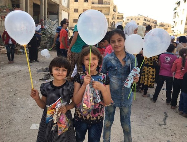 Сирийские дети просят политиков подарить им мир