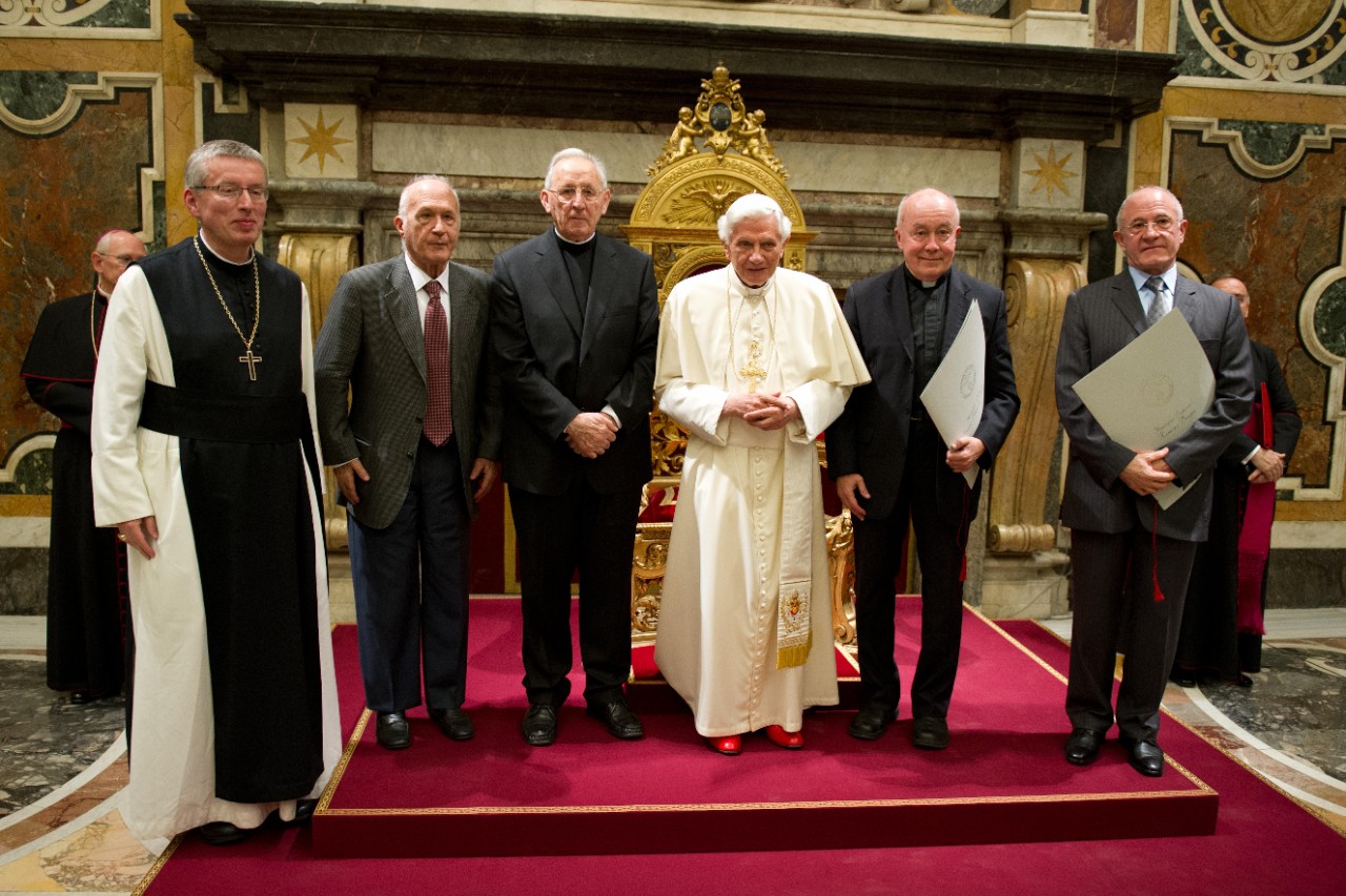 В 2016 году впервые Ратцингеровской премии удостоился православный богослов