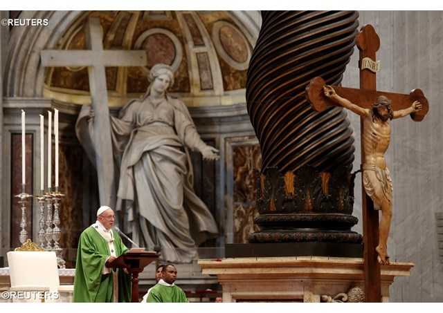 Последний аккорд завершающегося Юбилейного Года Милосердия: Папа Франциск обратился к нищим и отверженным